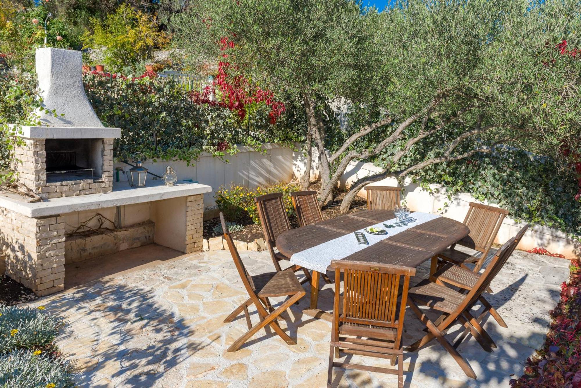 Apartments - Villa Ana Milna  Dış mekan fotoğraf