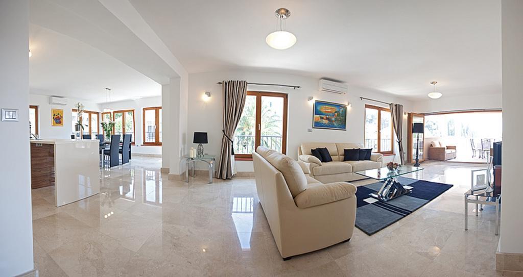 Apartments - Villa Ana Milna  Dış mekan fotoğraf